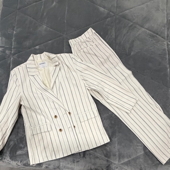 NWOT Old Navy Cream Blazer and Pants Set - Picture 1 of 6